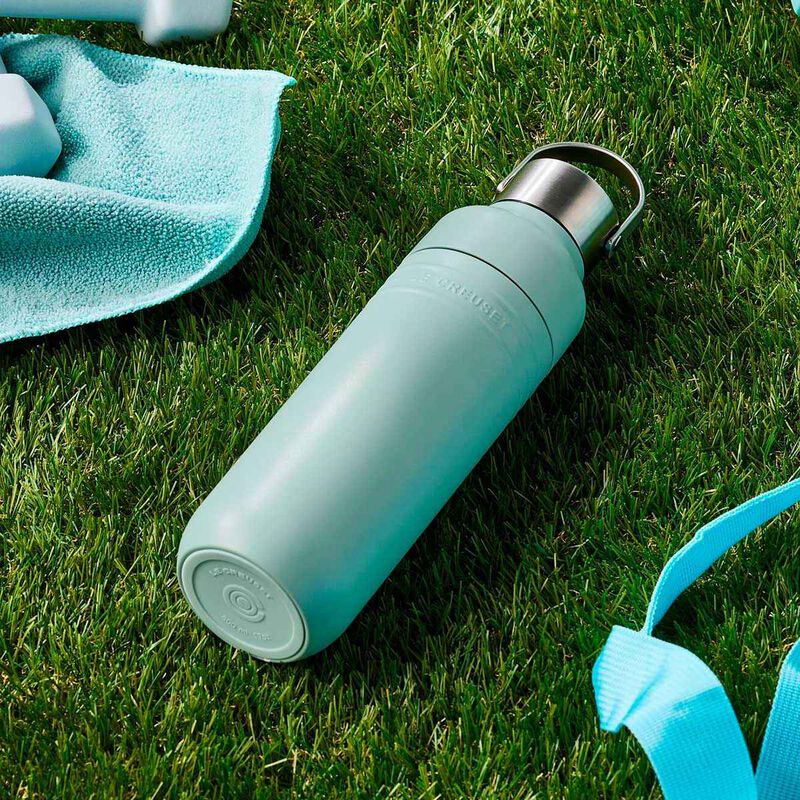 Le Creuset On The Go Insulated Water Bottle 500ml image number 1